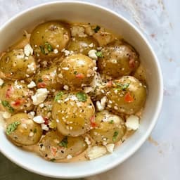 Papas Chorreadas Recipe (Potatoes with Cream and Cheese Sauce)